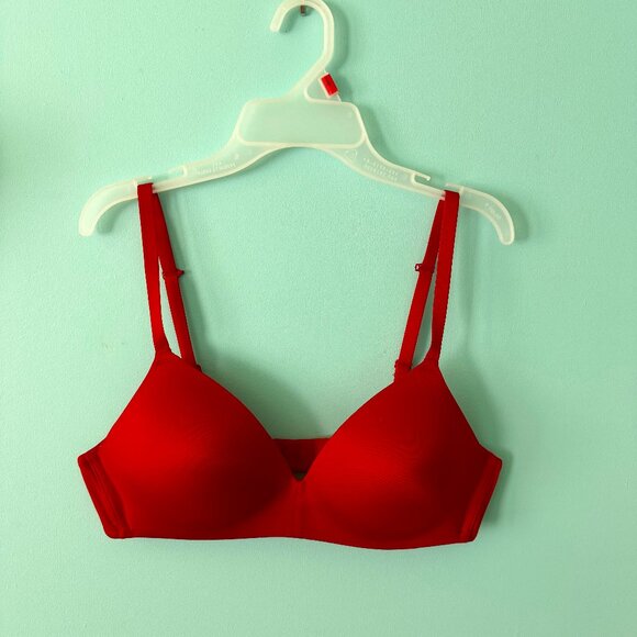 Red b.tempt'd Wire-Free Bra - Picture 1 of 4
